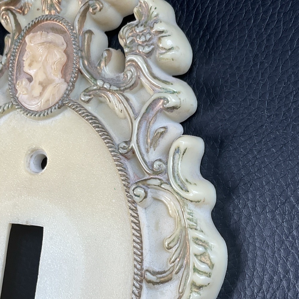 Vintage Cameo Ornate Victorian Light Switch Wall Plate Cover 6-1/4 x 4" Plastic - Picture 4 of 10
